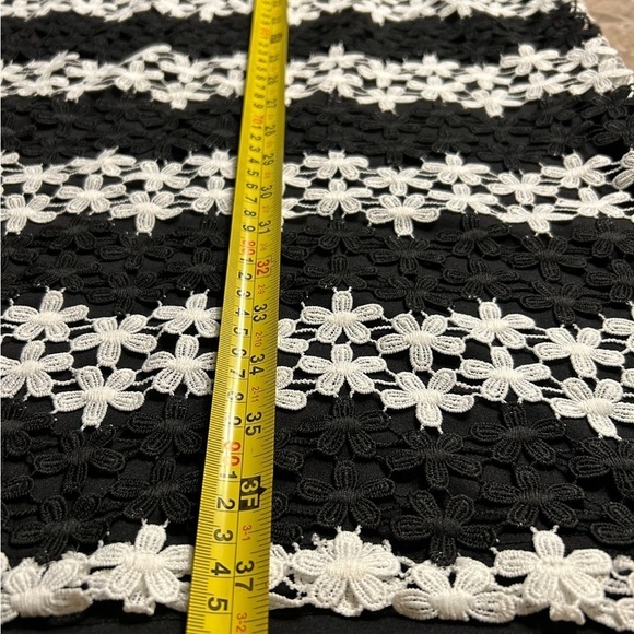 FRANK LYMAN crochet floral dress,some sheer parts, bodycon,colorblock, NWT,245$ - Picture 11 of 16